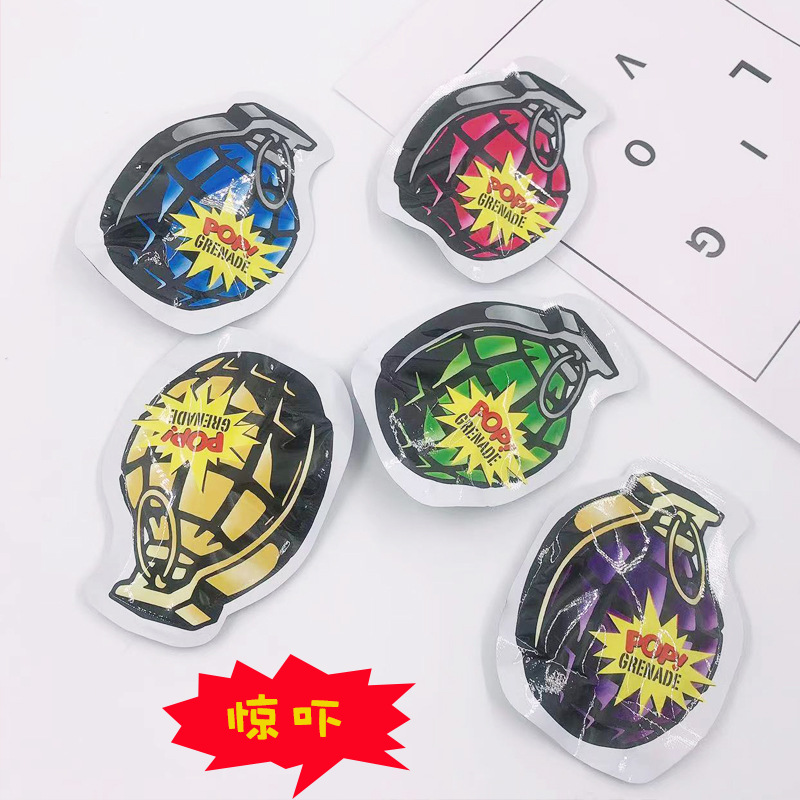 Shake the sound of the same trick toy simulation self-explosive grenade small fry bag prank toy scare bag wholesale