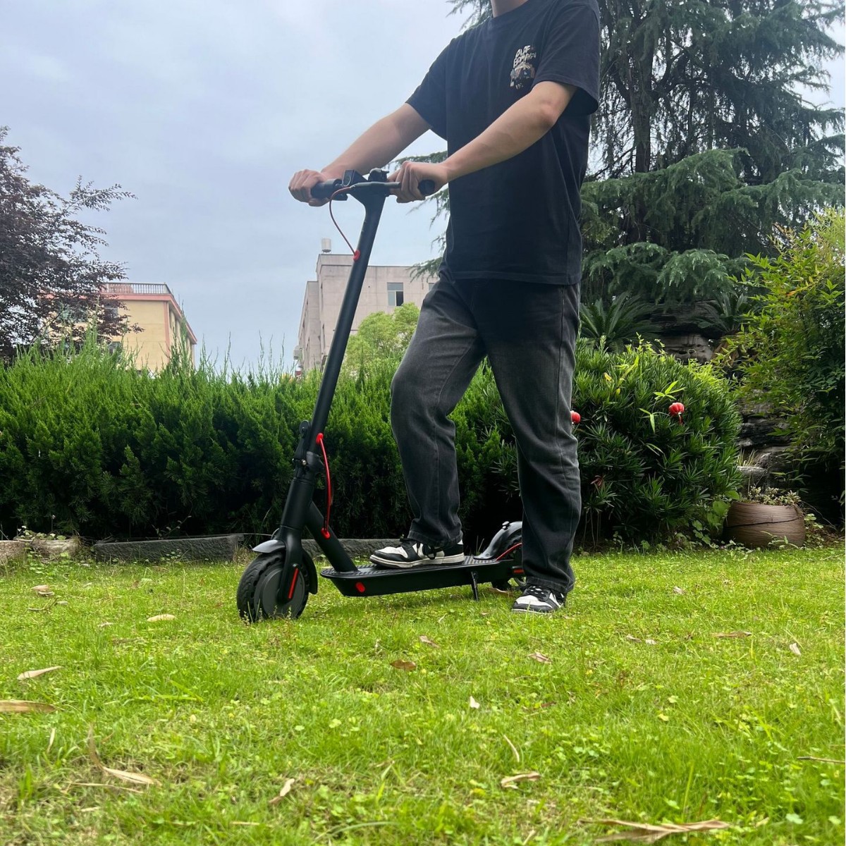 Cross-Border Supply of Small Electric Scooters with Folding Design, Mijia Same Model Mobility Scooter