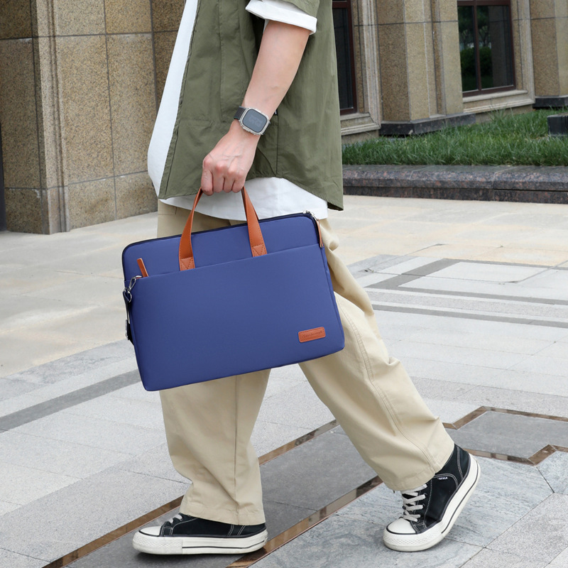 New Lightweight Laptop Bag for Business Trips 15.6inch Crossbody Bag Shoulder Business Commuter Briefcase Foreign Trade