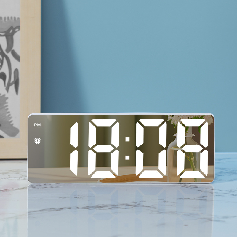 Cross-Border Popular Alarm Clock for Students, Smart 2024 New High-Looking Desktop Watch, Led Digital Digital Clock