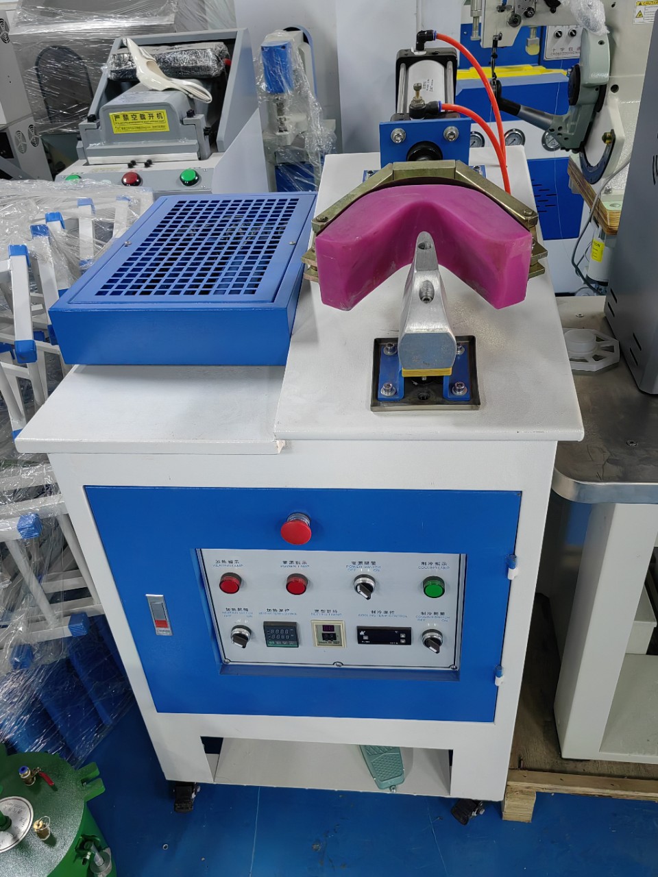 Factory direct upper heel setting machine upper back set pre-soft setting machine with small oven