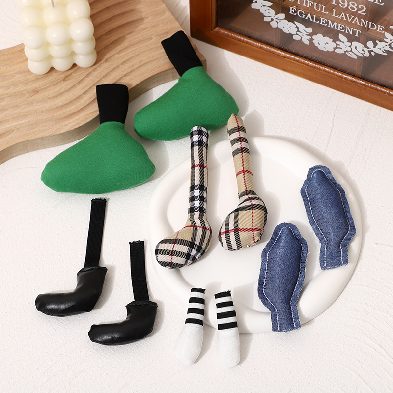 New Three-Dimensional Cotton-Filled Palm Clothing Accessories, Cotton-Filled Feet Plush Dolls, Cotton-Filled Feet Clothing Accessories