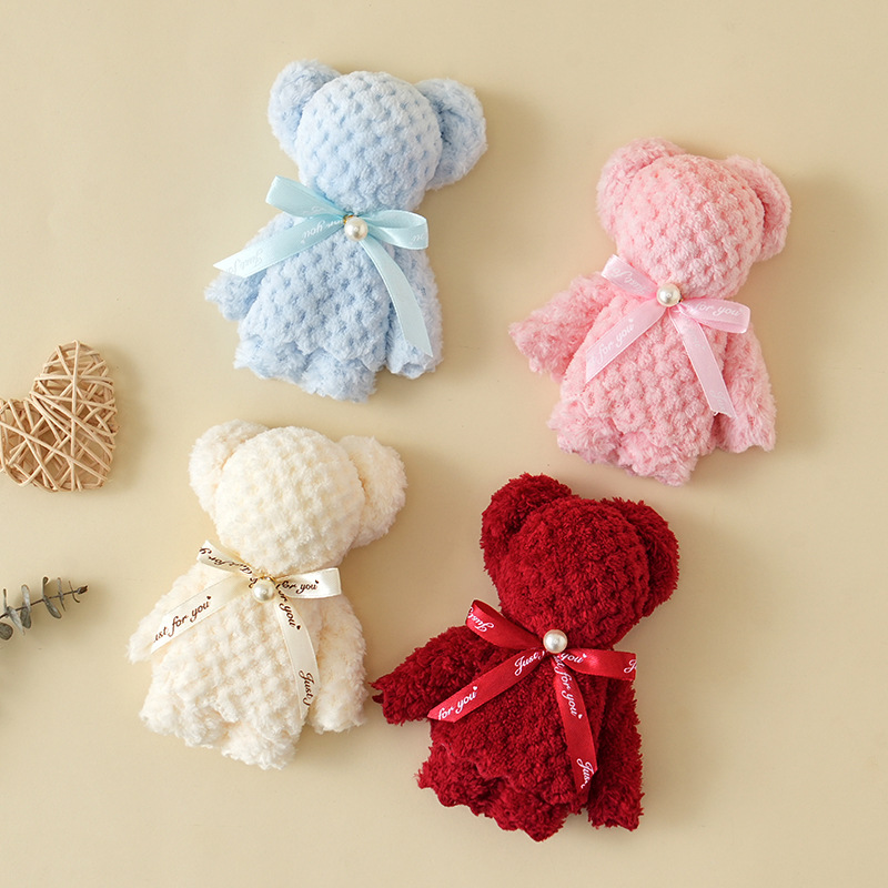 Pineapple Towel, Bear-Shaped Wedding Cake, Double Happiness Character, Wedding Favors, Full Moon Celebration, First Birthday Return Gift, Creative Gift