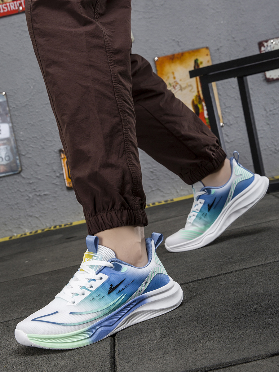 Summer New Mesh Breathable Couple Shoes Fashion Trendy Running Shoes Lightweight Soft Sole Casual Sports Cross-Border Men's Shoes