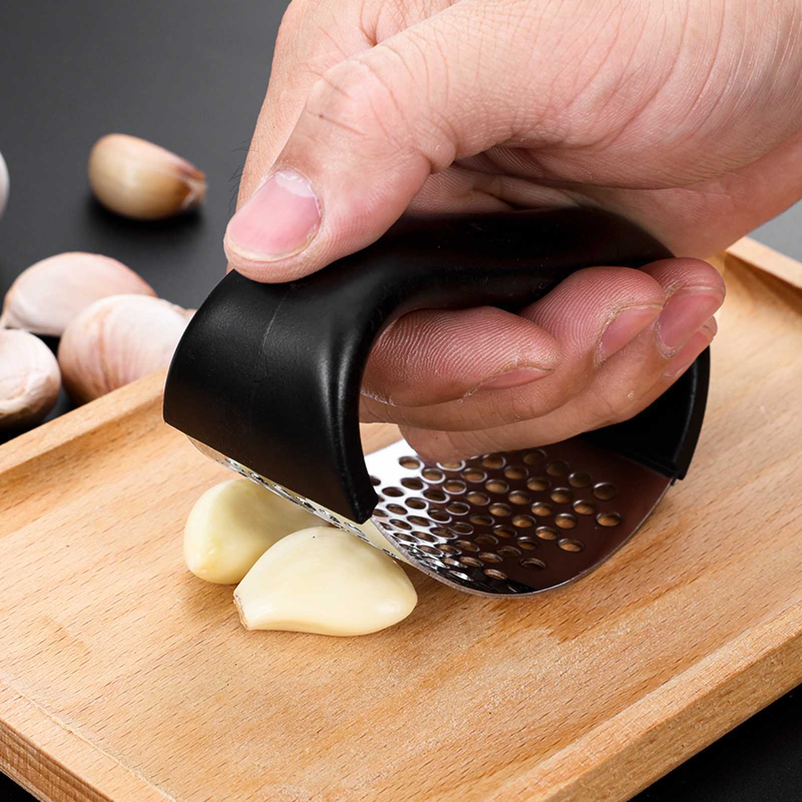 New Ring Stainless Steel Garlic Press Garlic Mashed Garlic Manual Artifact Household Kitchen Garlic Pounding Garlic Gadget