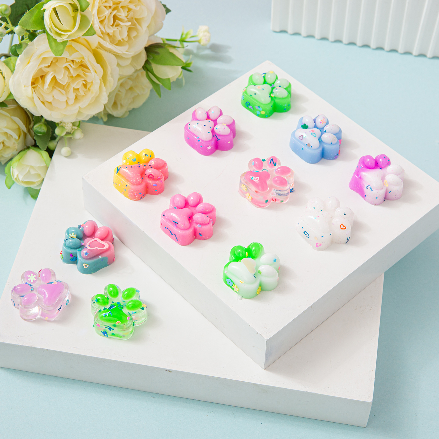 Explosions cartoon cute colorful color kitten claw pinch music mini decompression children's toys stall wholesale goods