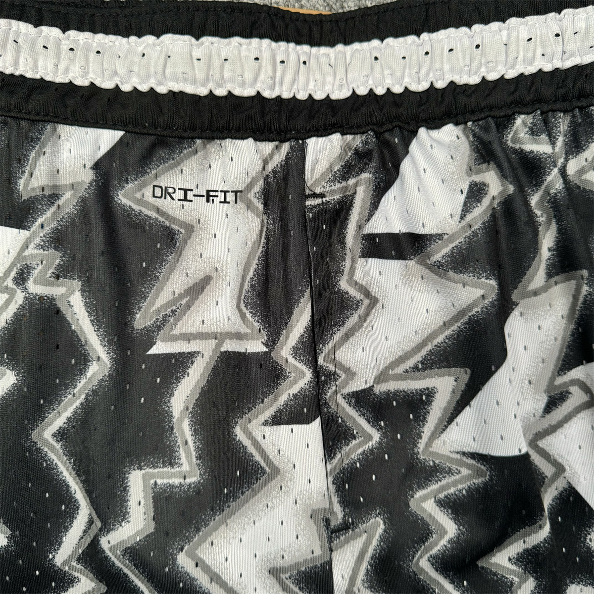 New American Style Dna Basketball Shorts Running Fitness Sports Shorts Training Shorts Quarter Shorts