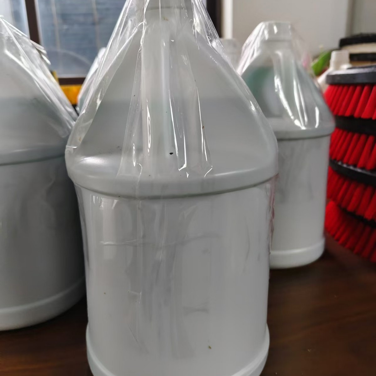 Yangzi Cleaning Agent, Defoaming Agent, Original Formula for Use in Conjunction with Special Degreasing and Deodorizing Low-Foaming Deep Carpet Cleaning