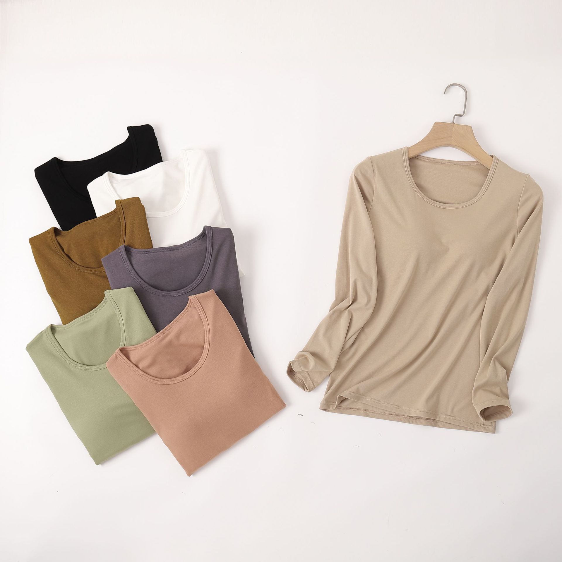 С нагрудной подушечкой, однотонный, длинный внутренний топ, антиэкспозиция, без стальных колец, круглый вырез, длинный рукав, можно носить снаружи