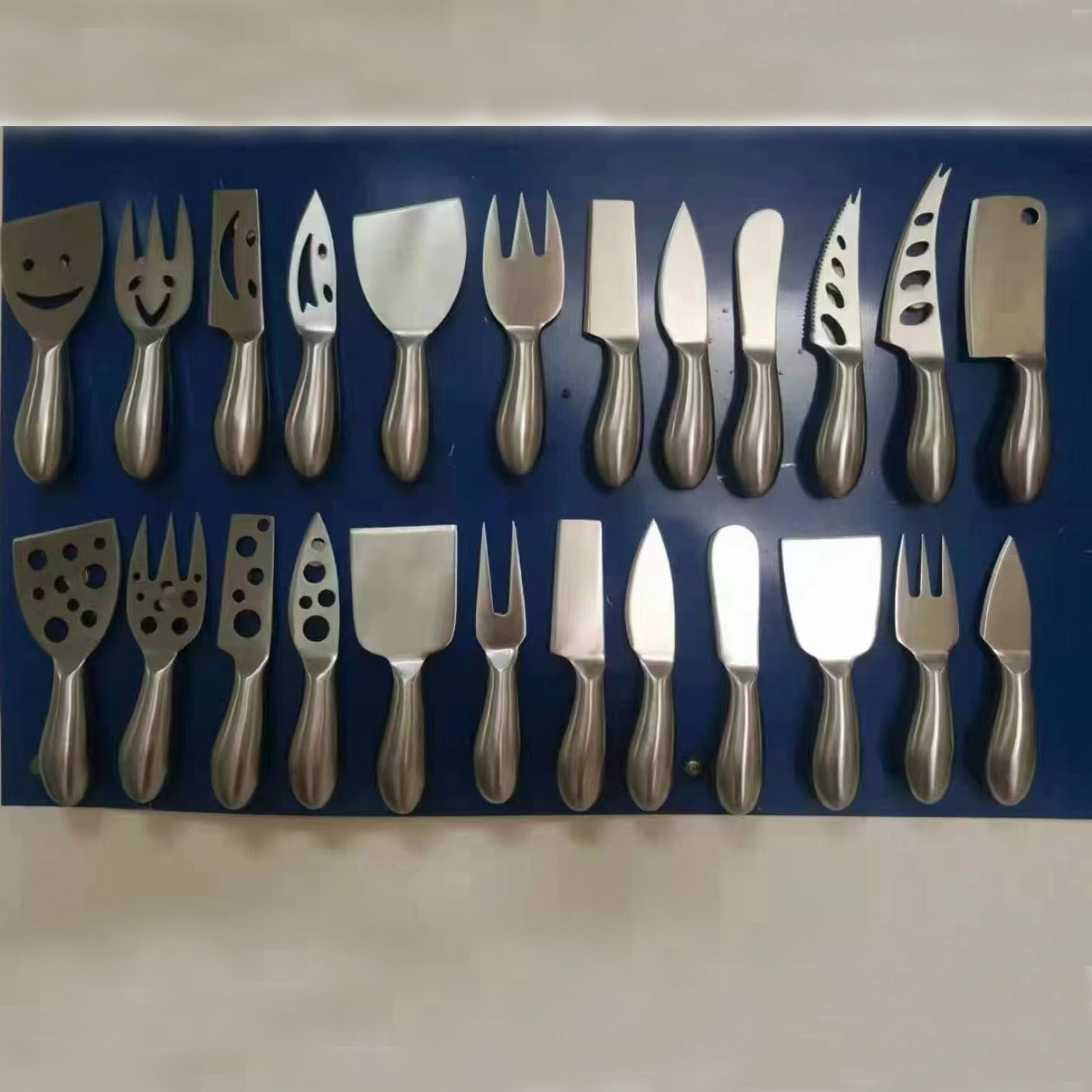 Производитель в наличии набор сырных ножей все ножи из нержавеющей стали нож для масла нож для пиццы вилка для сыра нож для торта и вилка