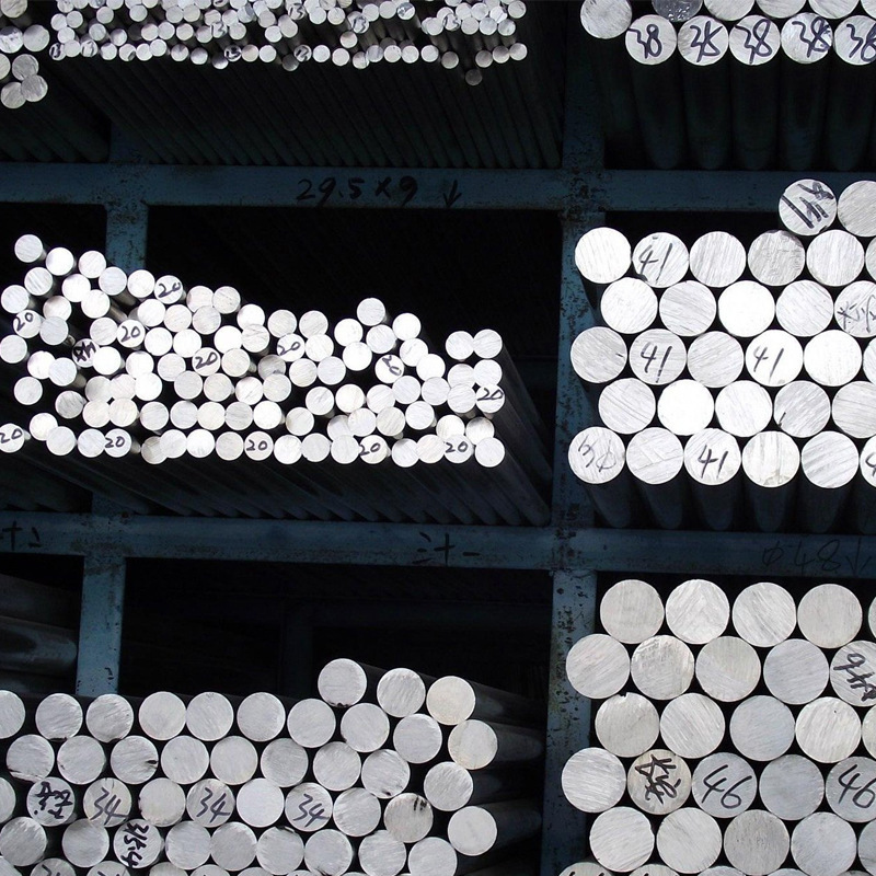 Manufacturer Wholesale Q235B Round Steel Hot-Rolled Low Alloy Round Steel Cold Drawn Round Steel Industrial Solid Round Rod Can Be Customized with Carbon Bonding