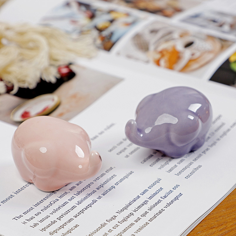 Amazon cross-border special Cute ceramic decoration animal tea pet small elephant desktop decoration landscape garden decoration accessories