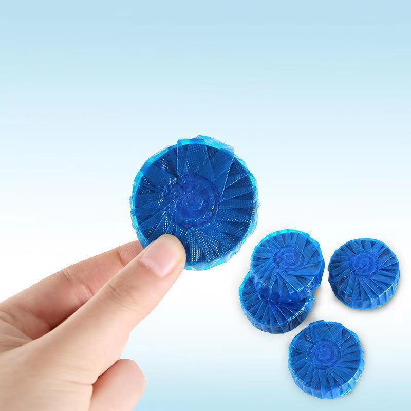 Blue bubble toilet cleaner household toilet deodorant artifact fragrance decontamination descaling toilet cleaner
