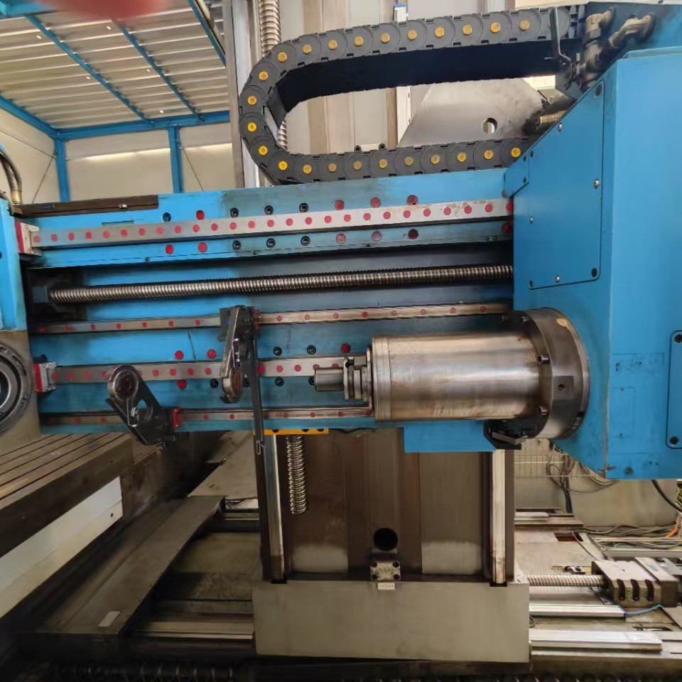 High Precision Cnc Drilling and Milling Machine for Sale, Comes with Gun Drilling Function and Unique Milling Function