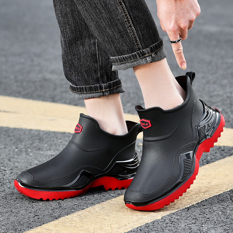 Spring and Autumn Trendy Cool Fashionable Men's Short Rain Boots Sports Men's Waterproof Rubber Shoes Thickened and Widened Non-Slip Men's Foreign Trade Rain Boots
