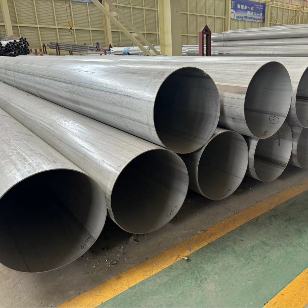 Manufacturer's Spot 304 Stainless Steel Welded Pipe 316L Large Diameter Straight Seam Hollow Pipe Stainless Steel Round Pipe Laser Welding