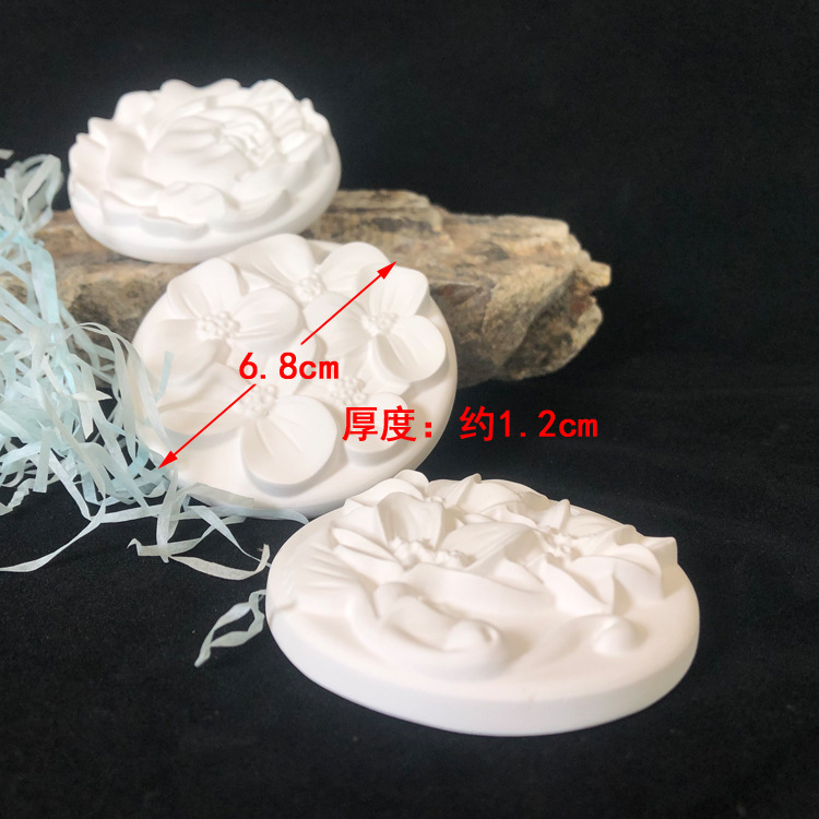 Fang Wei Popular Korean Style Wardrobe Hanging Fragrance Car Pendant Flower Shape Car Fragrance Perfume Expanding Fragrance Gypsum Fragrance Slice
