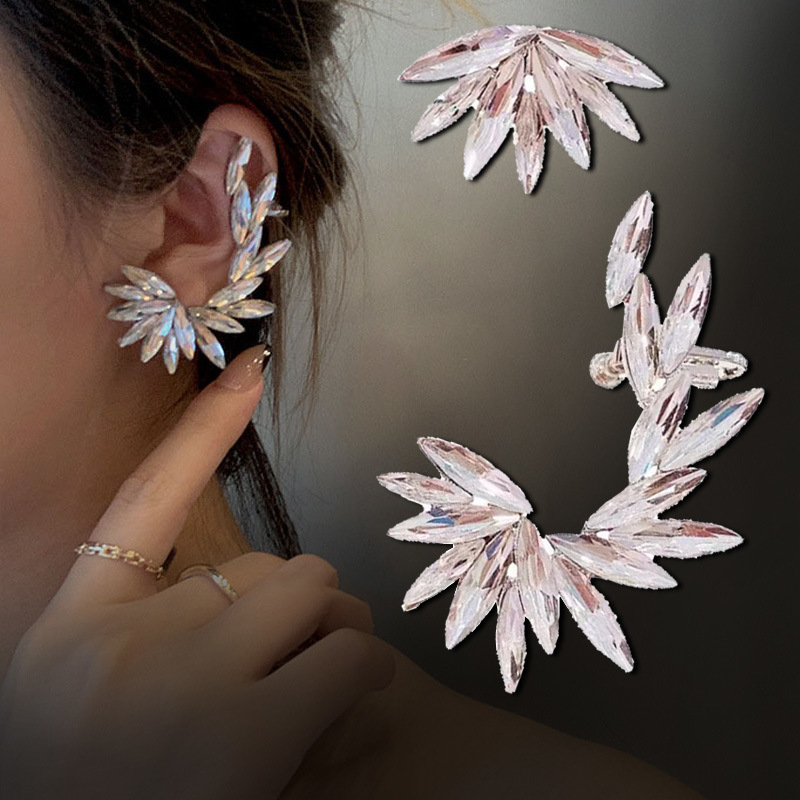 Южнокорейские модные серьги с асимметричными кристаллами, кольцо с ангельскими крыльями, маленький дизайн, экстравагантные