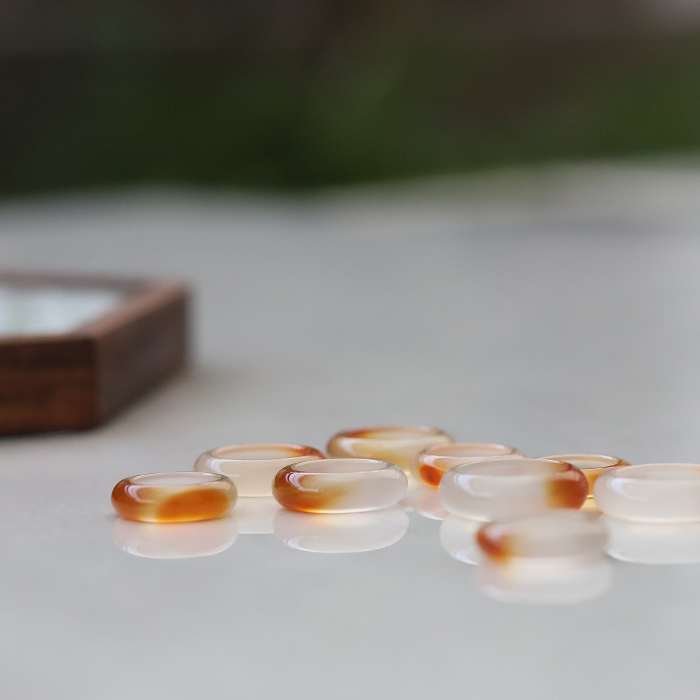 A piece of sugar agate ring natural horse material high brown sugar ring new Chinese female lucky strike graduation grade