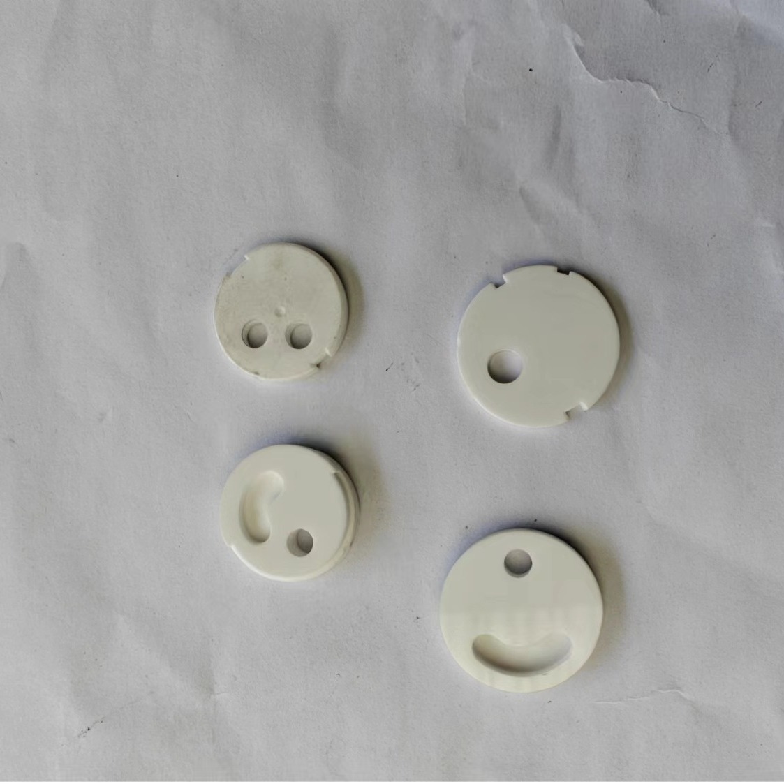 Производство и индивидуальная настройка одно- и двухслойных керамических листов из оксида алюминия