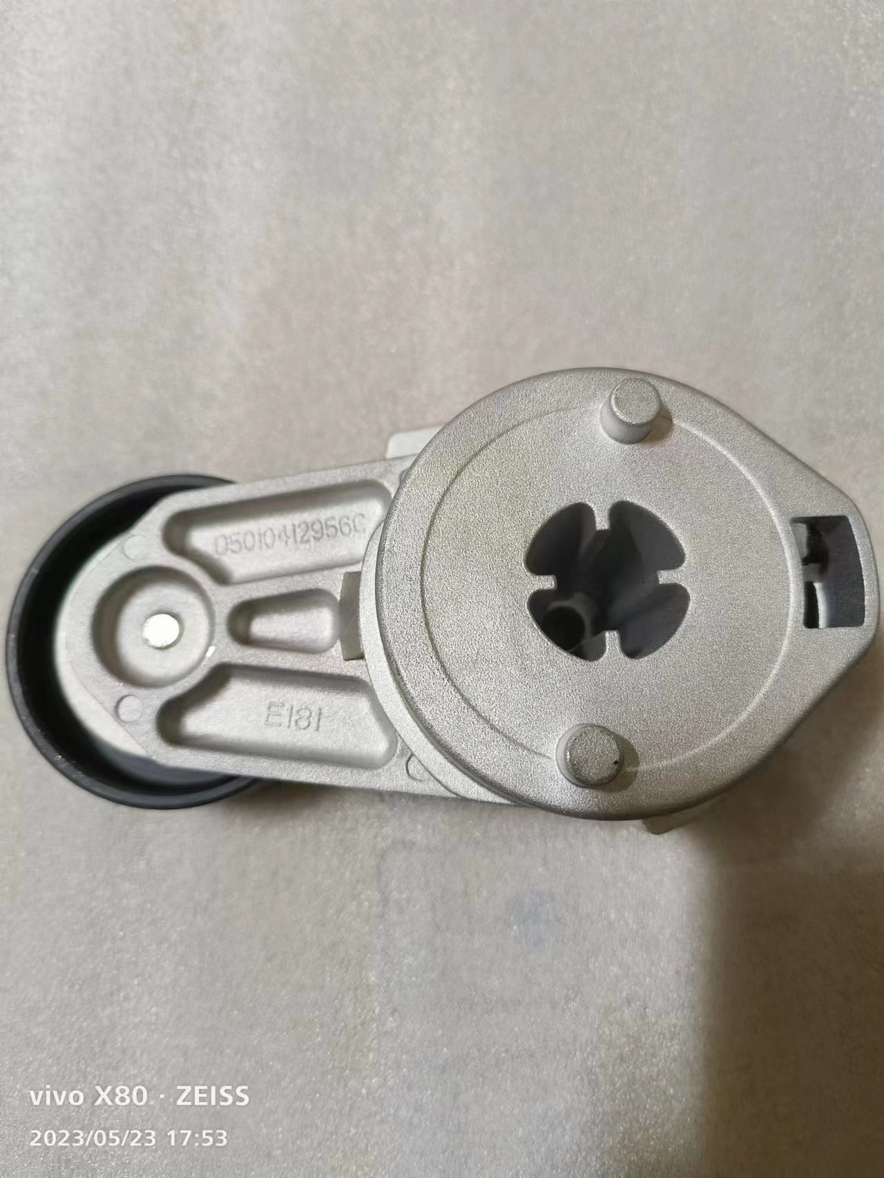 D5010412956 DCII1 engine belt tensioner D5010412956