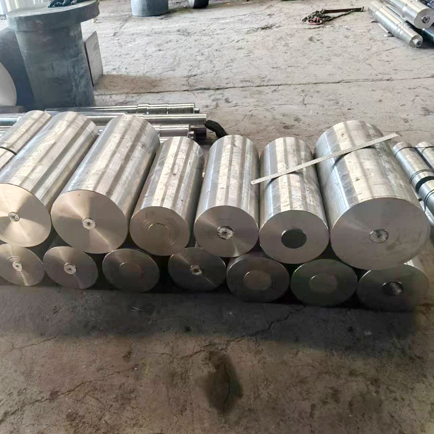 Large Shaft Forgings, Eccentric Shaft Crankshaft Forging and Processing, Heat Treatment, Free Forging Parts, Forging Process