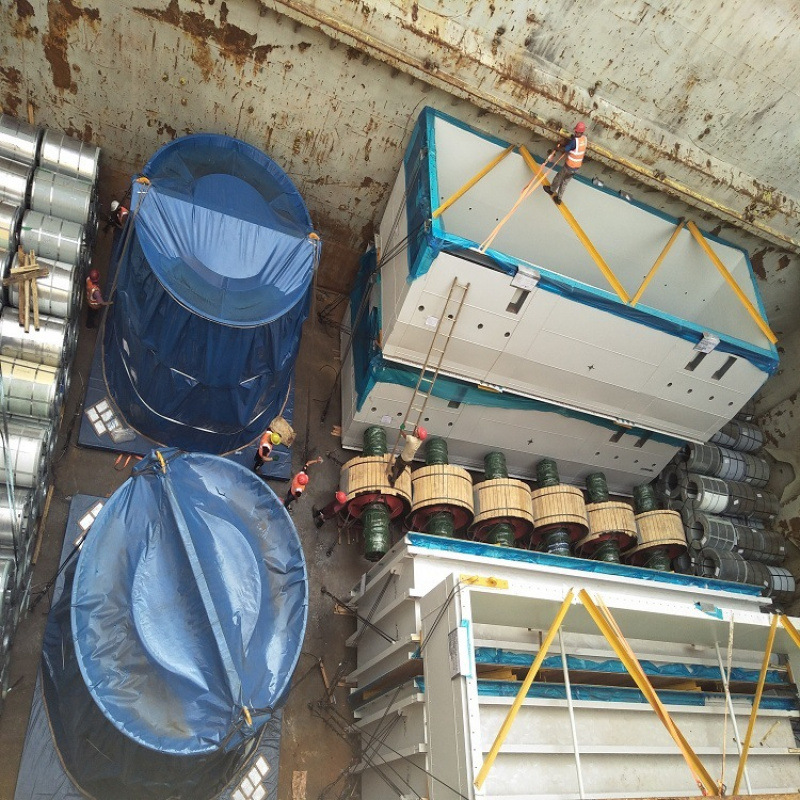 Red Sea Navigation Saudi Jida Port International Shipping Bulk Boat Rolling Boat Heavy Crane Shanghai Bulk Boat Manjia