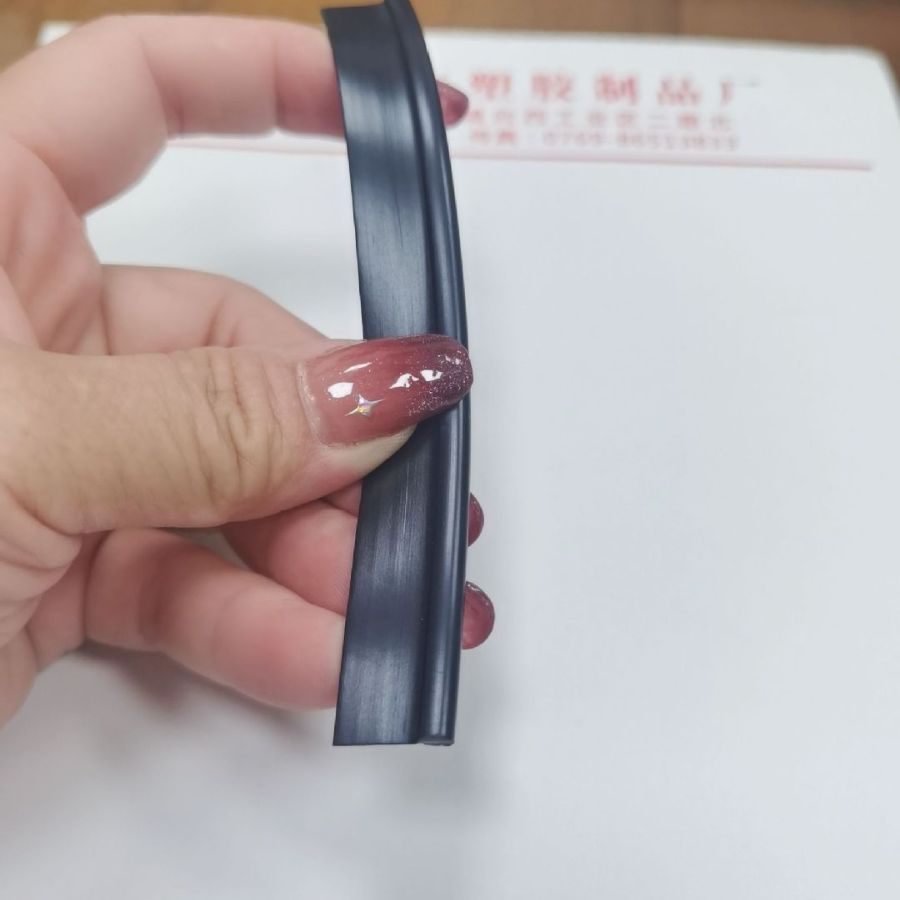 Solid PVC molding bag bone strip backpack with slide strip shaped molding strip color PVC bag plastic bone wholesale