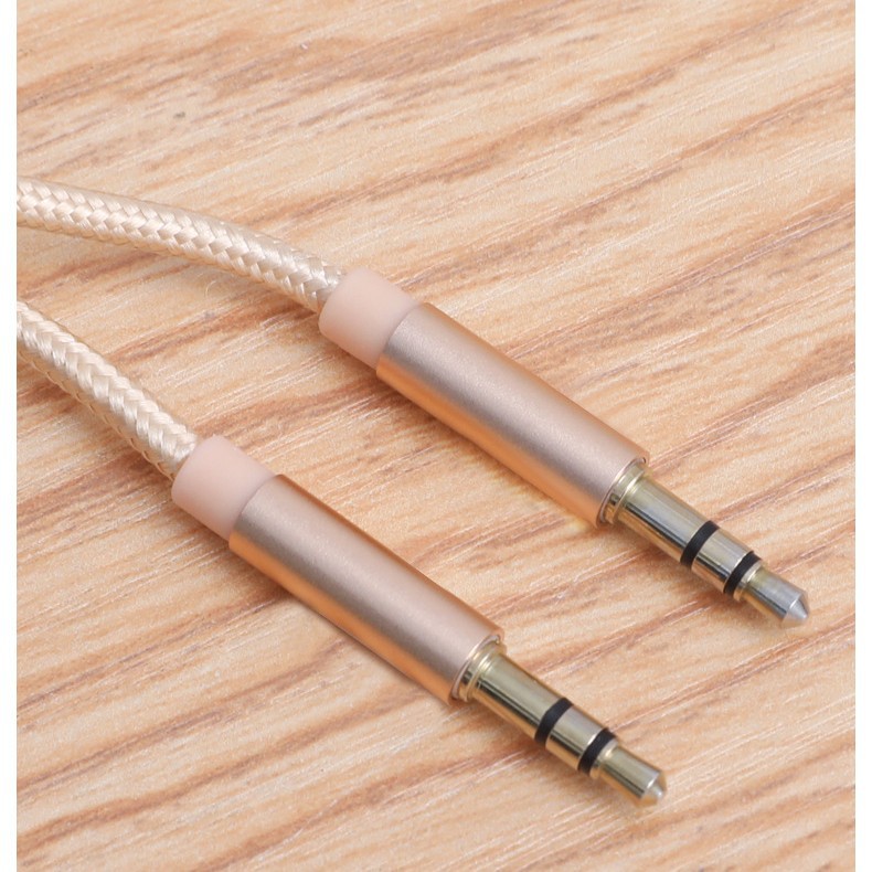 Factory direct sale aux audio cable car car male to male 3.5mm plug double head audio box connected to the computer