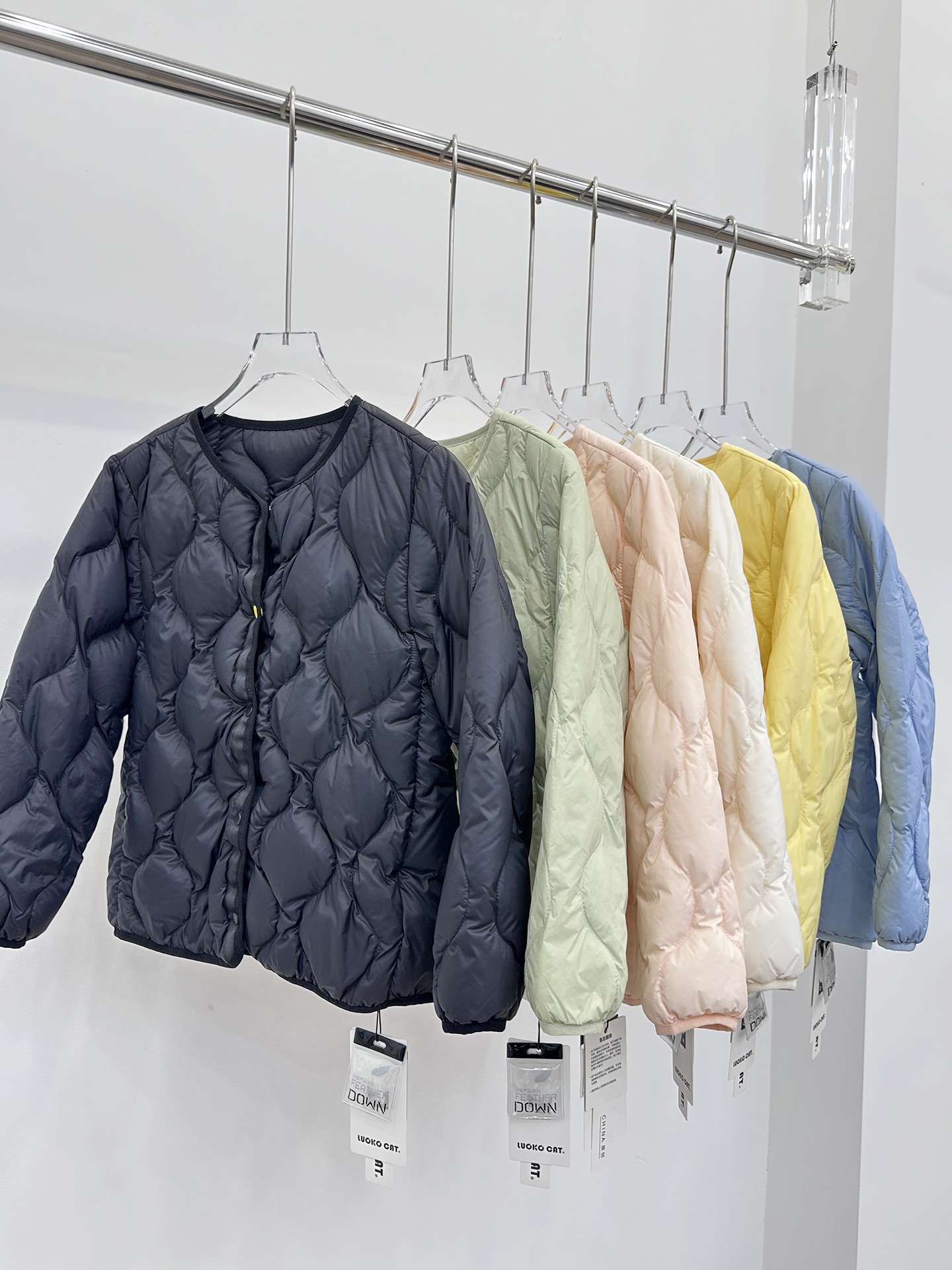 Новая легкая подстежка для детей 2025 года, средние и большие размеры, тонкая куртка из пуха для мальчиков и девочек на осень и зиму