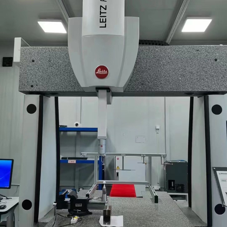 Three-Coordinate Measuring Instrument, German Leitz Leitz Pmm Xi24.16.10 Type