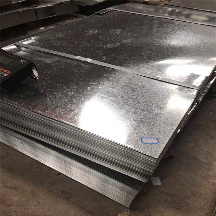 Galvanized Steel Coil with Flowers Galvanized White Iron Sheet Without Flowers High Zinc Layer 275g Galvanized Steel Coil Deep Drawn Dx53D Galvanized Sheet