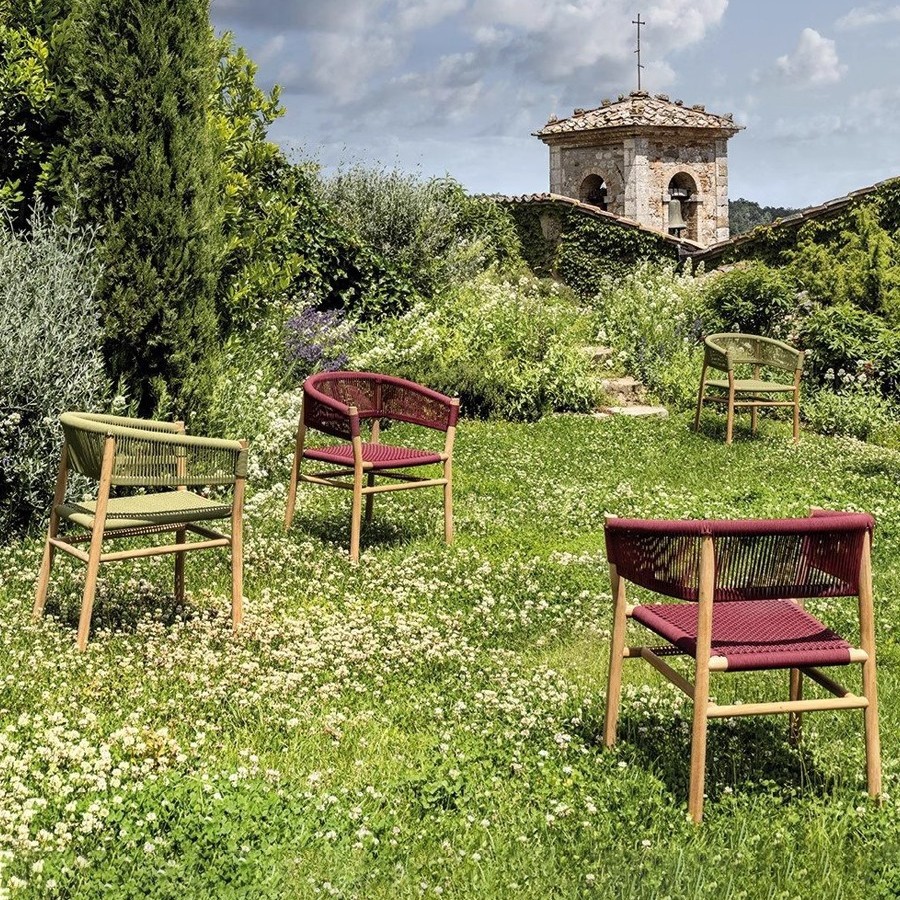Outdoor Pastoral Style Art Rattan Balcony Courtyard Outdoor Terrace Open-Air Sun Room Solid Wood Teak Combination Table and Chairs
