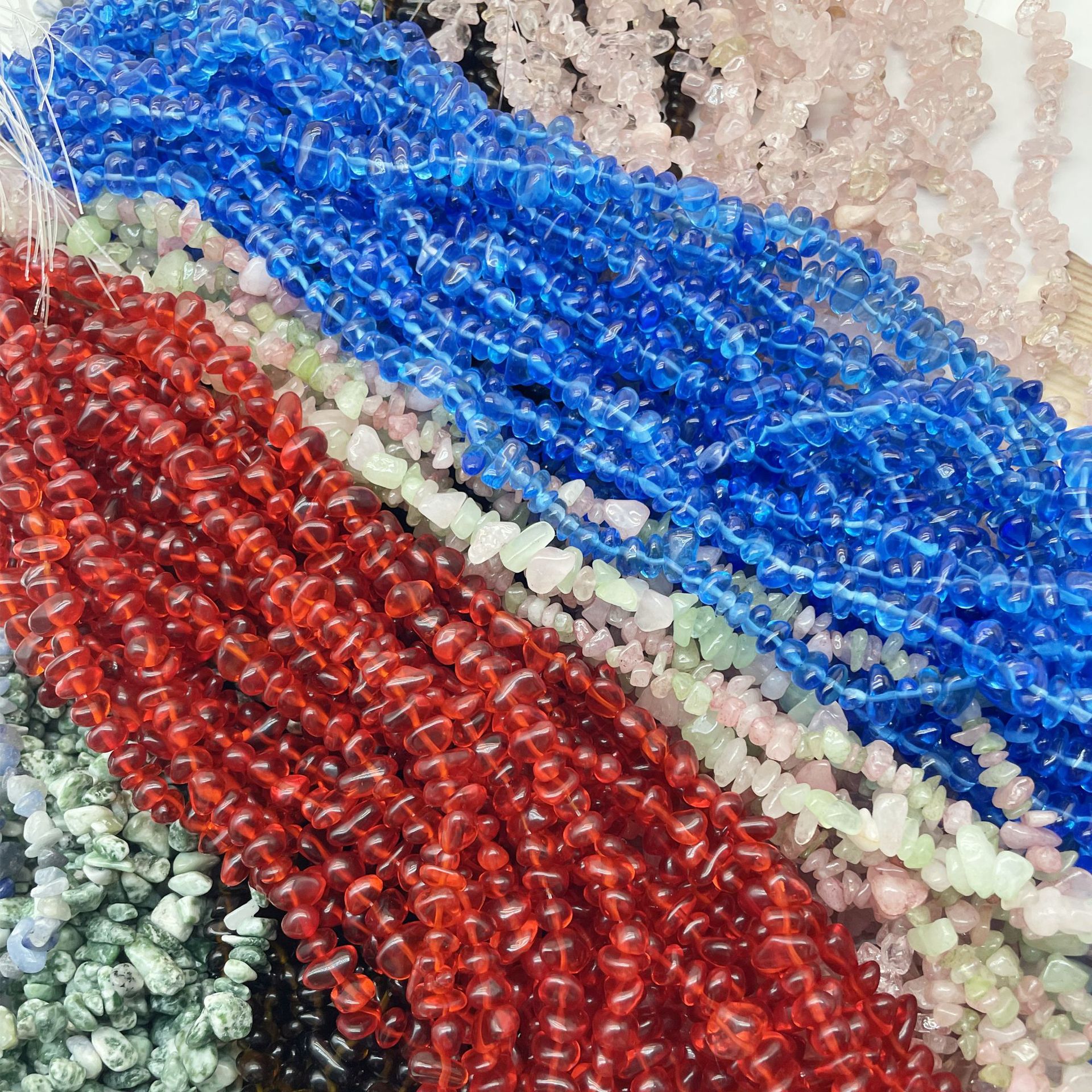 Cross-border Hot Sale Natural Glazed Crystal Gravel Irregular Perforated Green Point Stone Diy Semi-finished Accessories Beaded