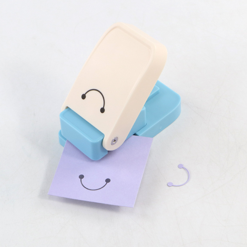 Keychain Embossing Machine Punching Machine Portable Smiley Face Punching Machine Photo Cutter Educational Punch Loose-Leaf Book