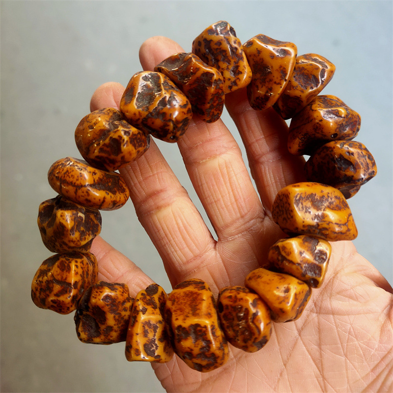 Antique Miscellaneous imitation beeswax resin crafts old beeswax money bag abacus beads with shape vintage bracelet