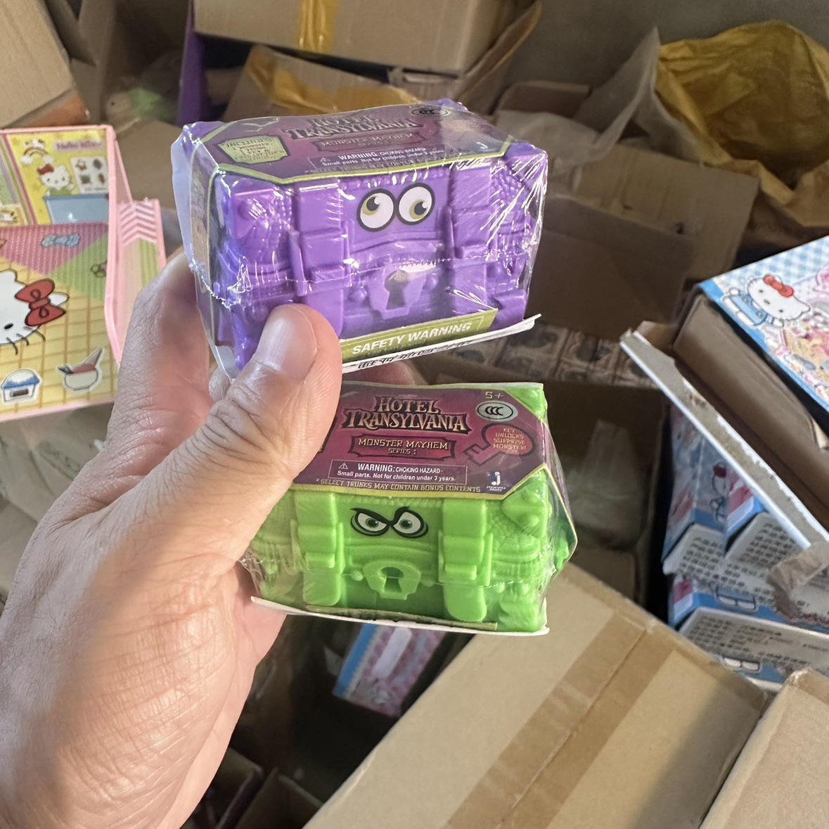 Genuine Original Package Elf Hotel Treasure Box with Key Blind Box Toy