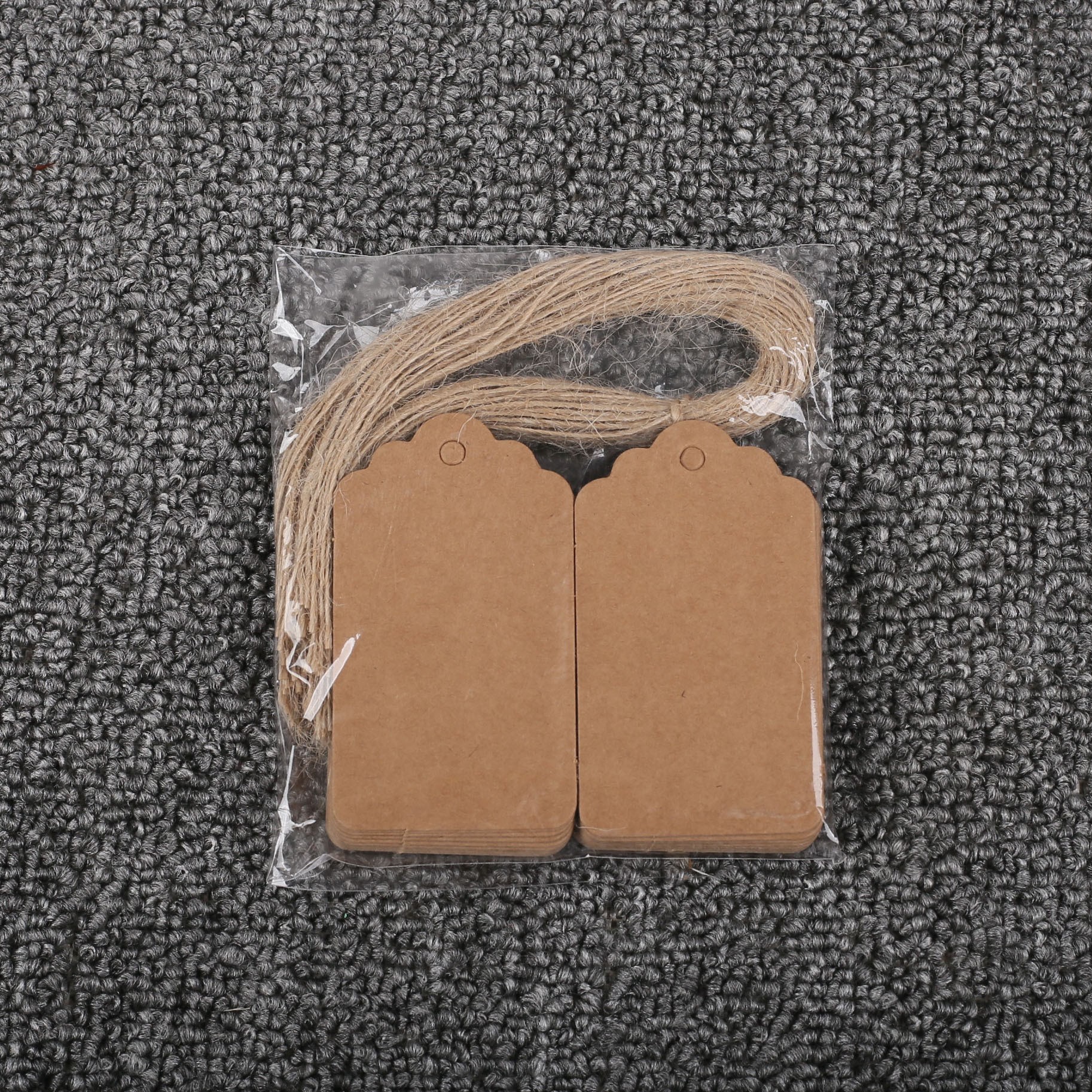 Cross-border 350g kraft paper tag hemp rope Halloween Christmas Thanksgiving white card bookmark handmade snacks label