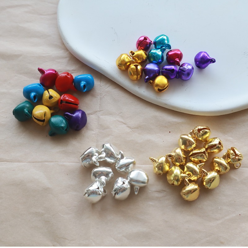 Электропокрытый утиной клюв, плоский железный колокол, аксессуары для домашних животных, забавные кошачьи палочки, DIY браслет, цветной алюминиевый колокол с плоским ртом