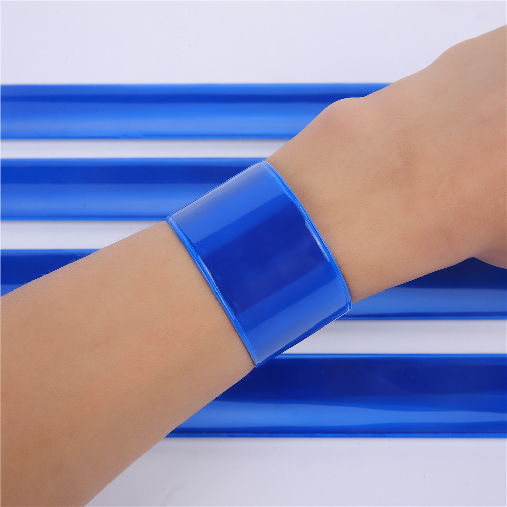 Reflective snap ring 30cm large size night riding safety tunic with color customizable logo warning bracelet