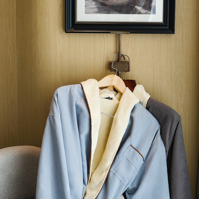 Cross-border export Hilton Hilton hotel bathrobe homestay sanding morning robe high-end double-layer couple nightgown