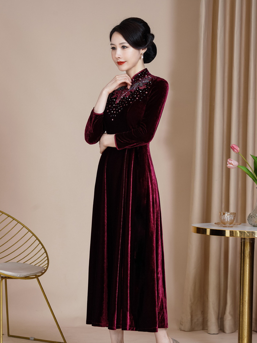 2024 New Large Swing Dress Improved Velvet Cheongsam Dress plus size Happy Mother Wedding Dress Long Happy Mother-in-law New