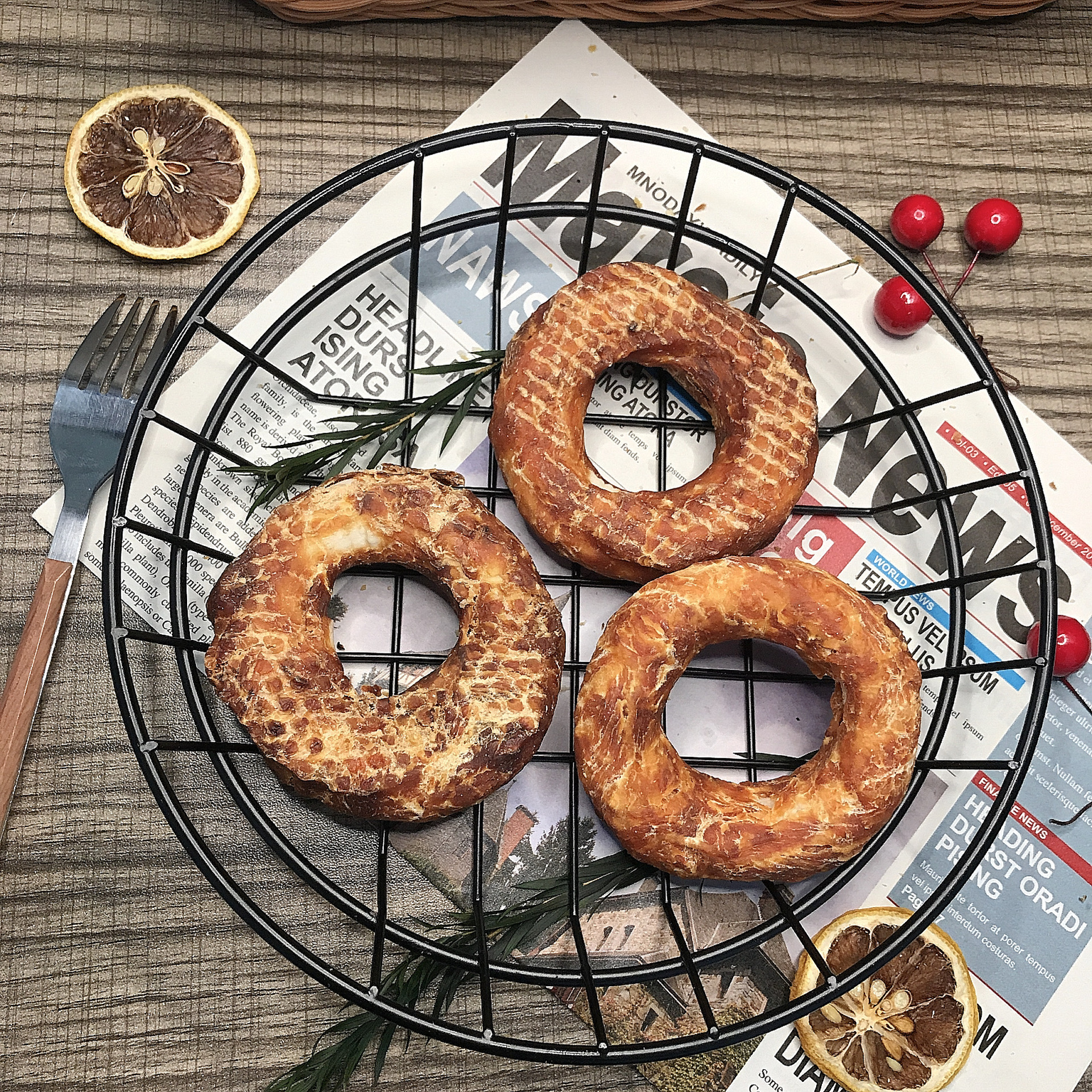 Factory Wholesale Dog Molar Stick Chicken Cowhide Donut Small and Medium-Sized Dog Golden Retriever Corgi Teddy Bite-Resistant Teeth Cleaning