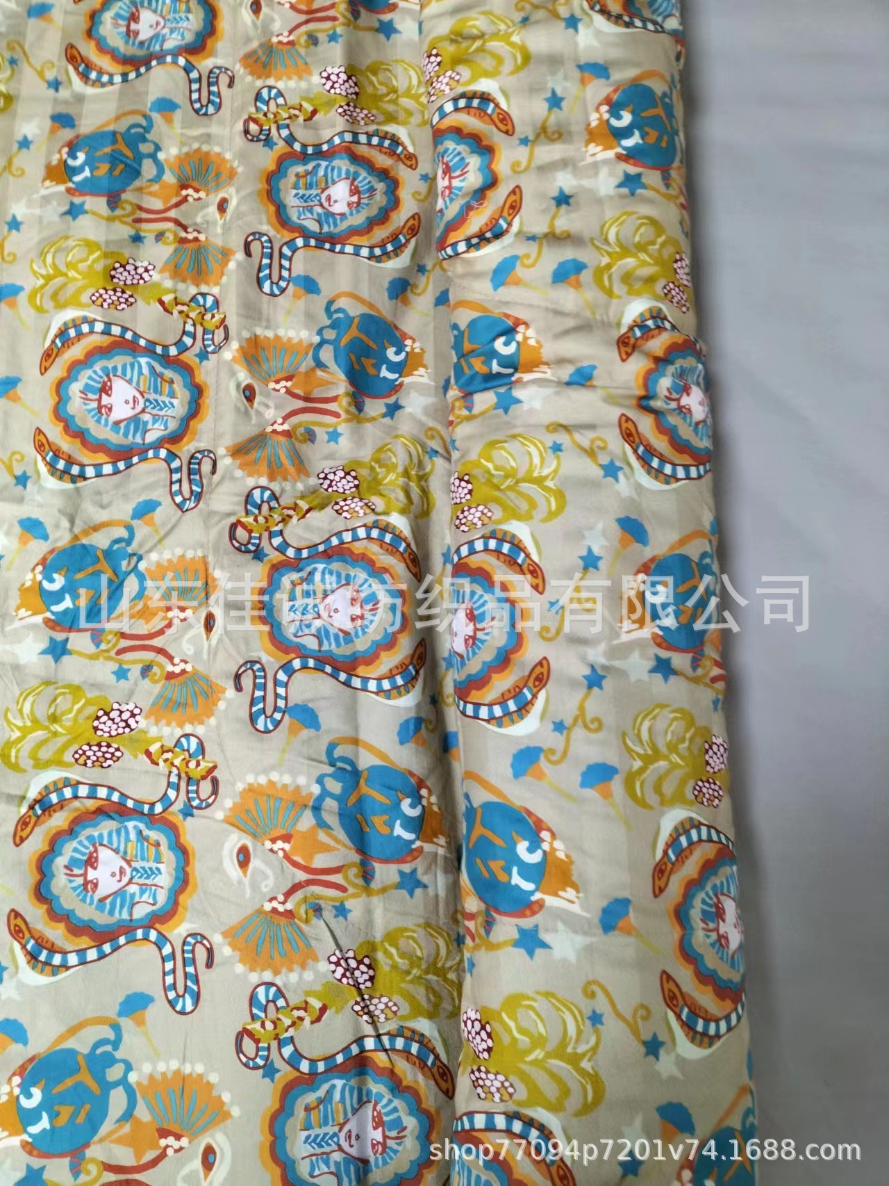 140 horse cotton outer skin, inner soybean fiber filler, size 200*230 quilt