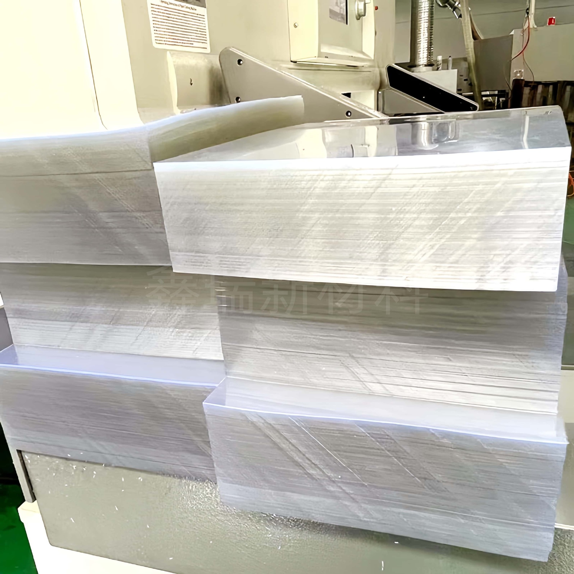 Factory Direct Supply 0.6mm Photo Frame Ps Sheet Plexiglass Board with Lettering Film 5710inch and Any Size Cutting