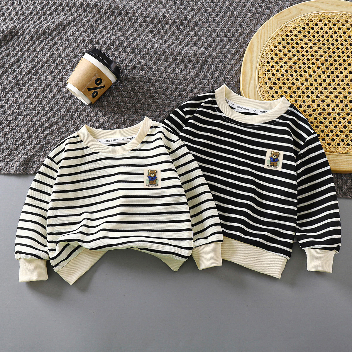 Новая осенняя коллекция 2024 свитшот для мальчиков и девочек в полоску