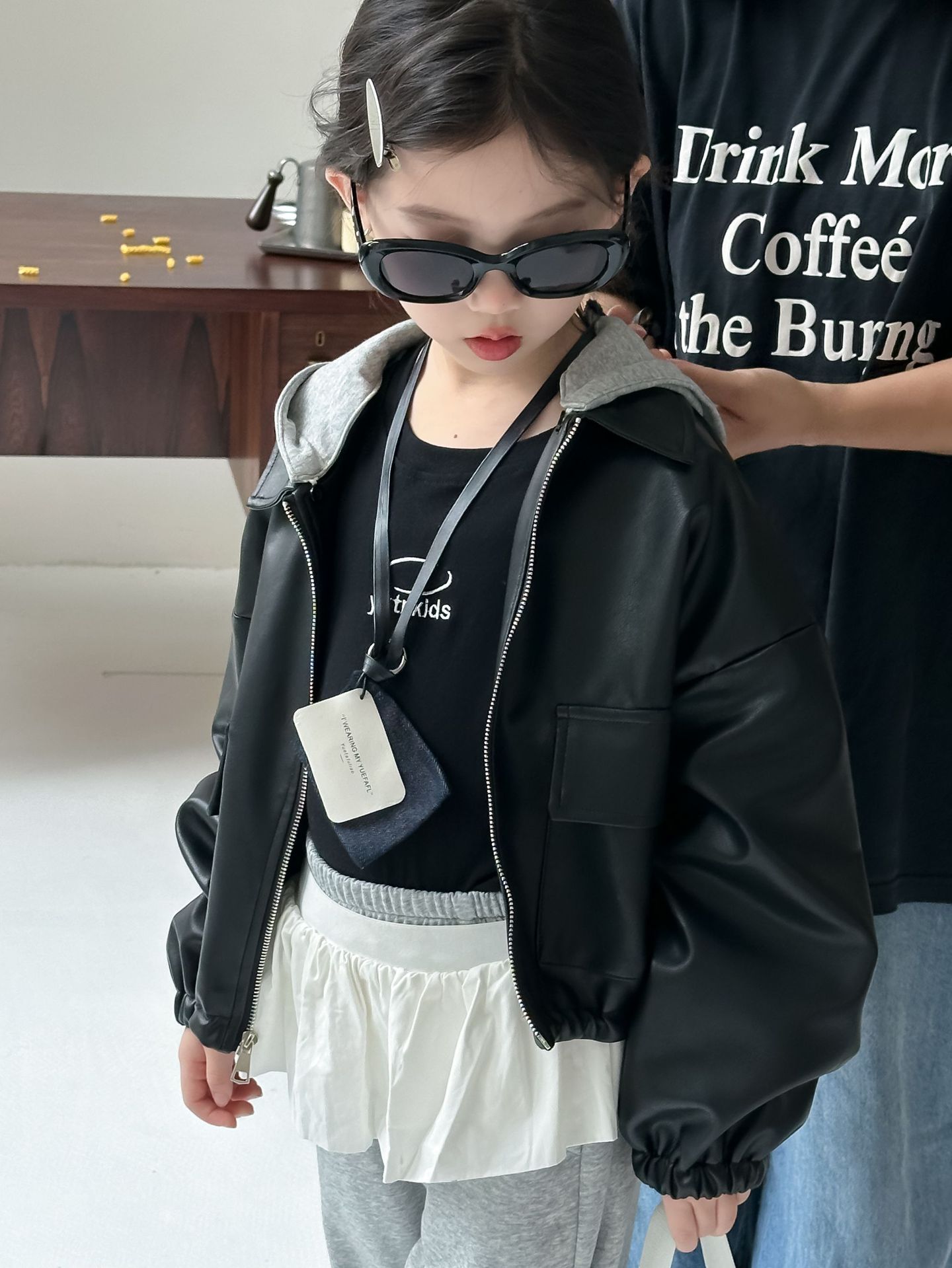 Children's Jacket 2025 Autumn Style Kids' Hooded Detachable Pu Leather Jacket for Young Boys and Girls Leather Jacket Top