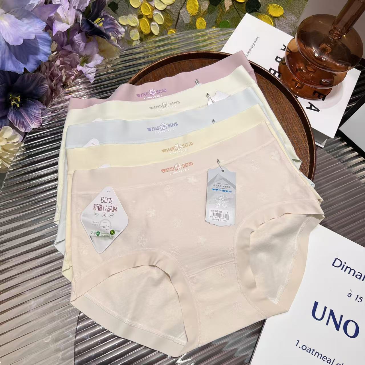 Pure cotton four-leaf clover ladies underwear waist 60 long-staple cotton three-dimensional jacquard breathable 7A antibacterial triangle underpants