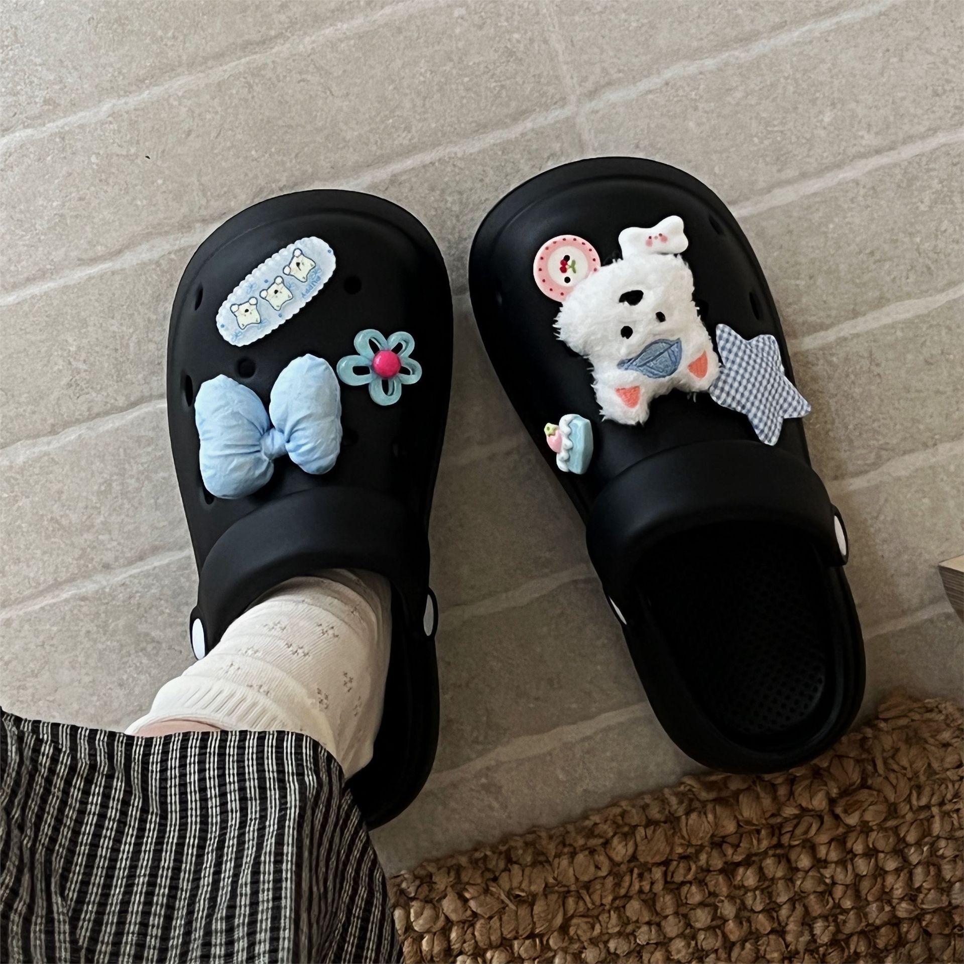 Cute and Stylish Dog-Shaped Clogs for Women, Summer 2025 New Model, Thick-Soled, Height-Increasing, Lightweight, Closed-Toe Sandals, Trendy