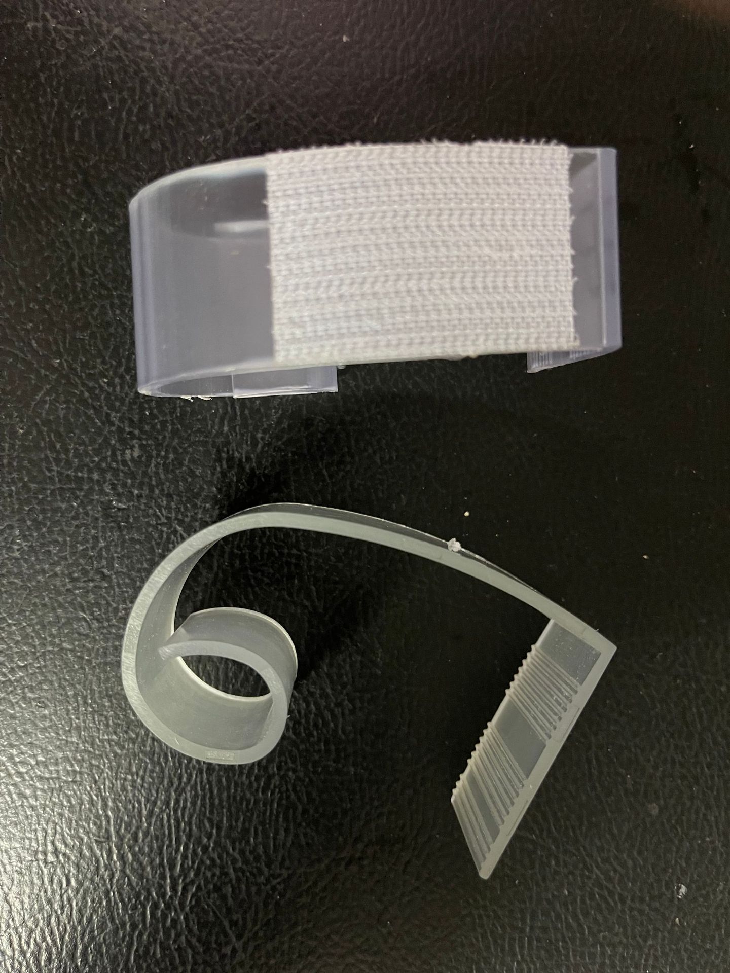 Зажим для юбки BC